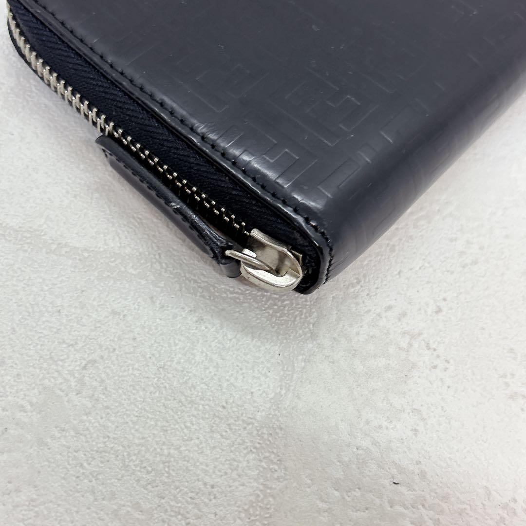 希少✨Fendi フェンディ 黒 レザー 二つ折り財布 ラウンドファスナー