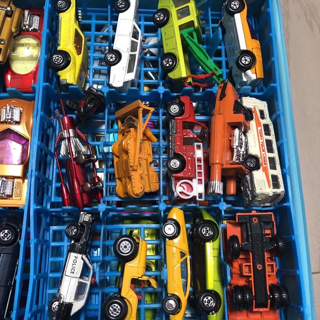 トミカ まとめ売り　希少　ミニカー　大量　ケースごと可　コレクション