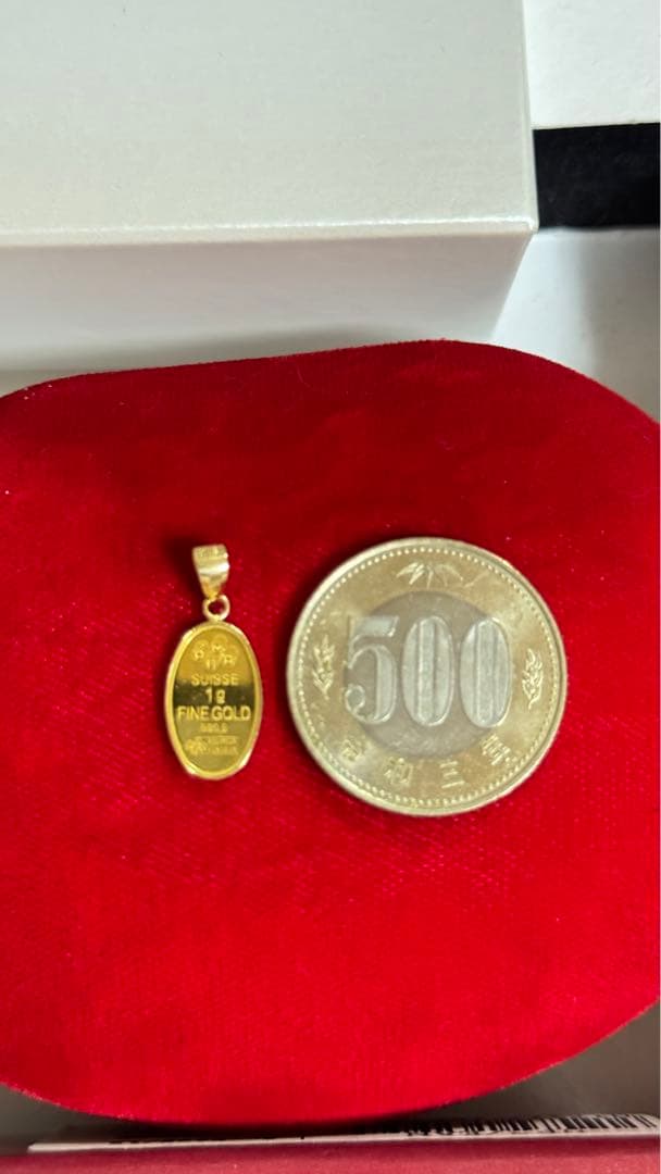 メ*リ様 K18&K24ペンダント、総重量1.3g、