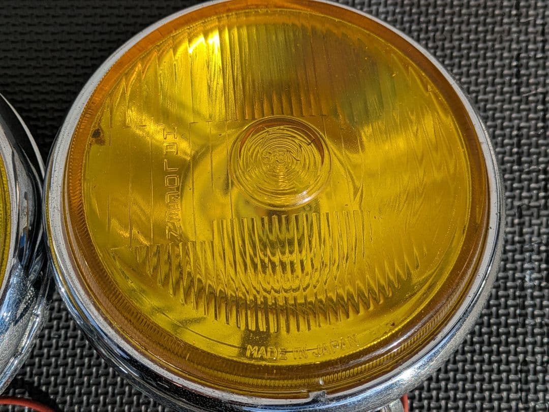 フォグランプ デュアルカウルロケットカウル 2個セット H3 イエローレンズ