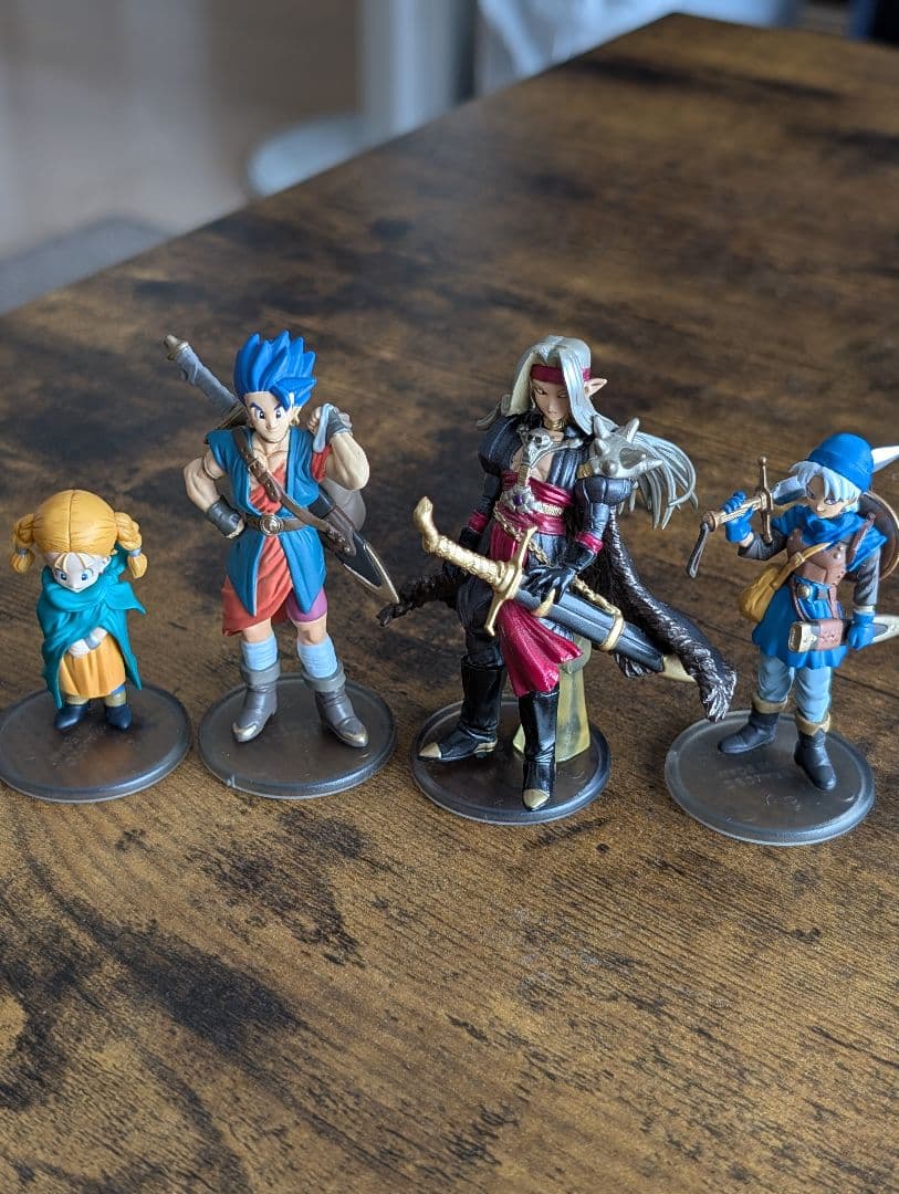 ドラゴンクエストキャラクターフィギュアコレクション　ピサロなど４体セット＋おまけ