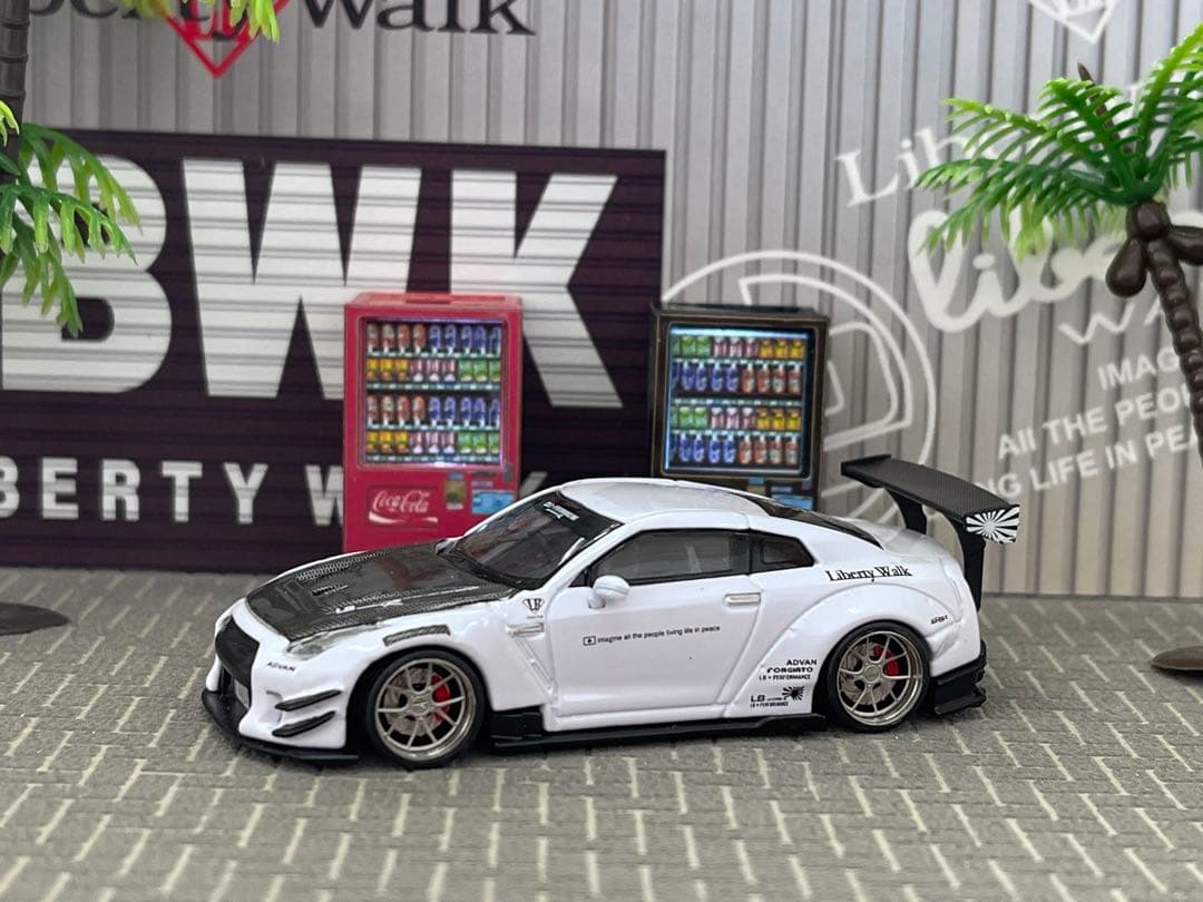 MINI GT 5台+ジオラマセット