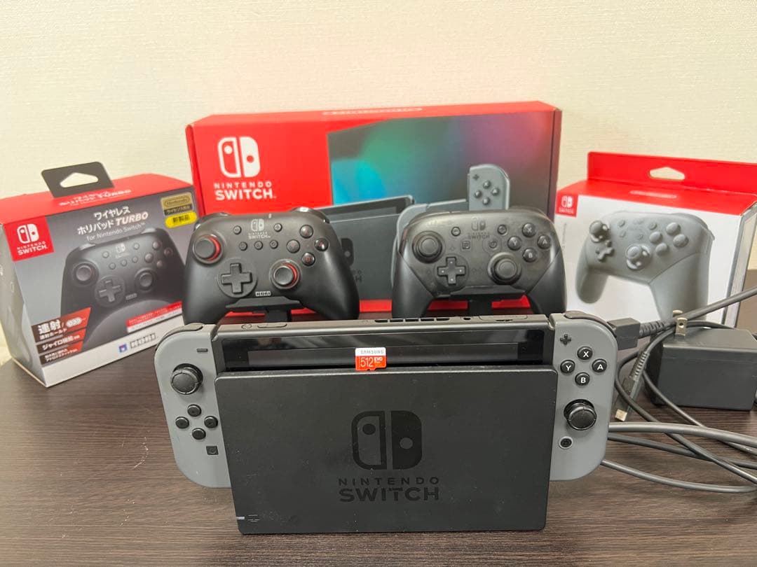 Nintendo Switchグレー本体 【おまけ付】 Proコン ホリパッド等