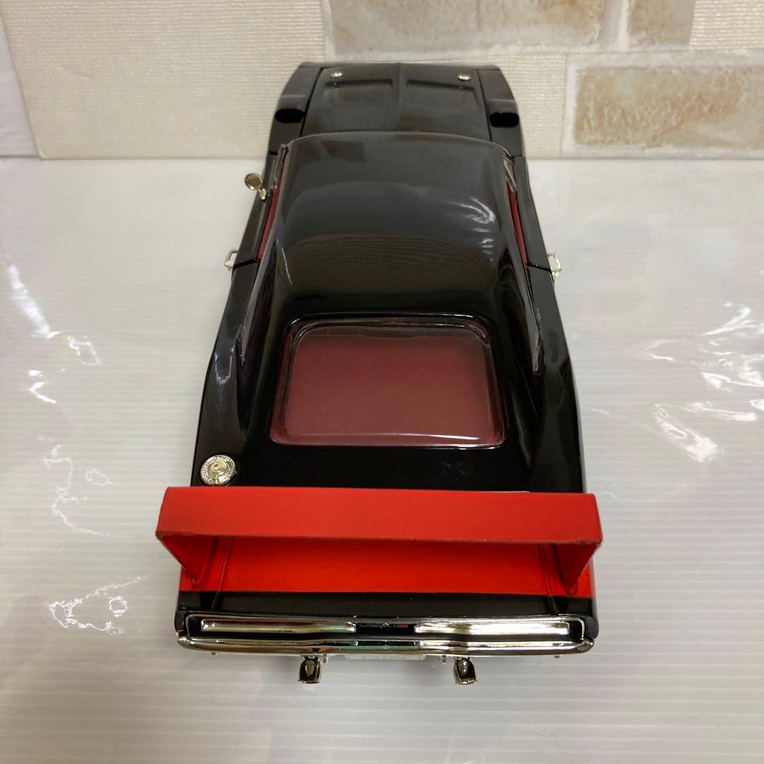 ダッジ チャージャー デイトナ 1/18