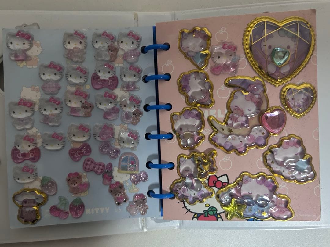 シール帳 完成品 ぼんぼんシール　ハローキティ