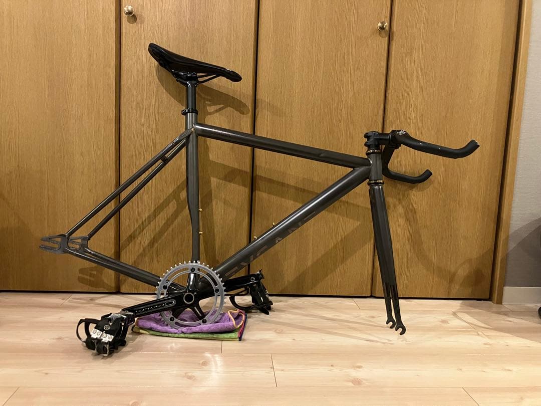 TYRANT BIKES LEGACY フレームセット➕レアパーツ　LEADER