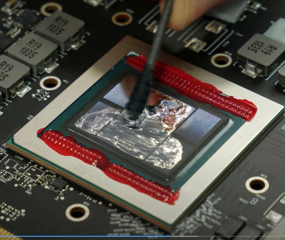 【美品】Radeon Vll macOS対応 液体金属チューニングMacPro