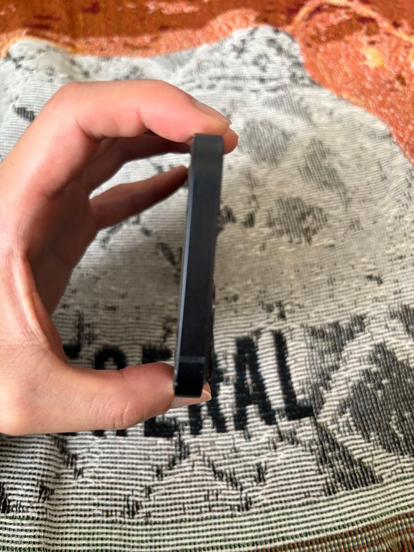 Apple iPhone 13 ブラック 本体　simフリー