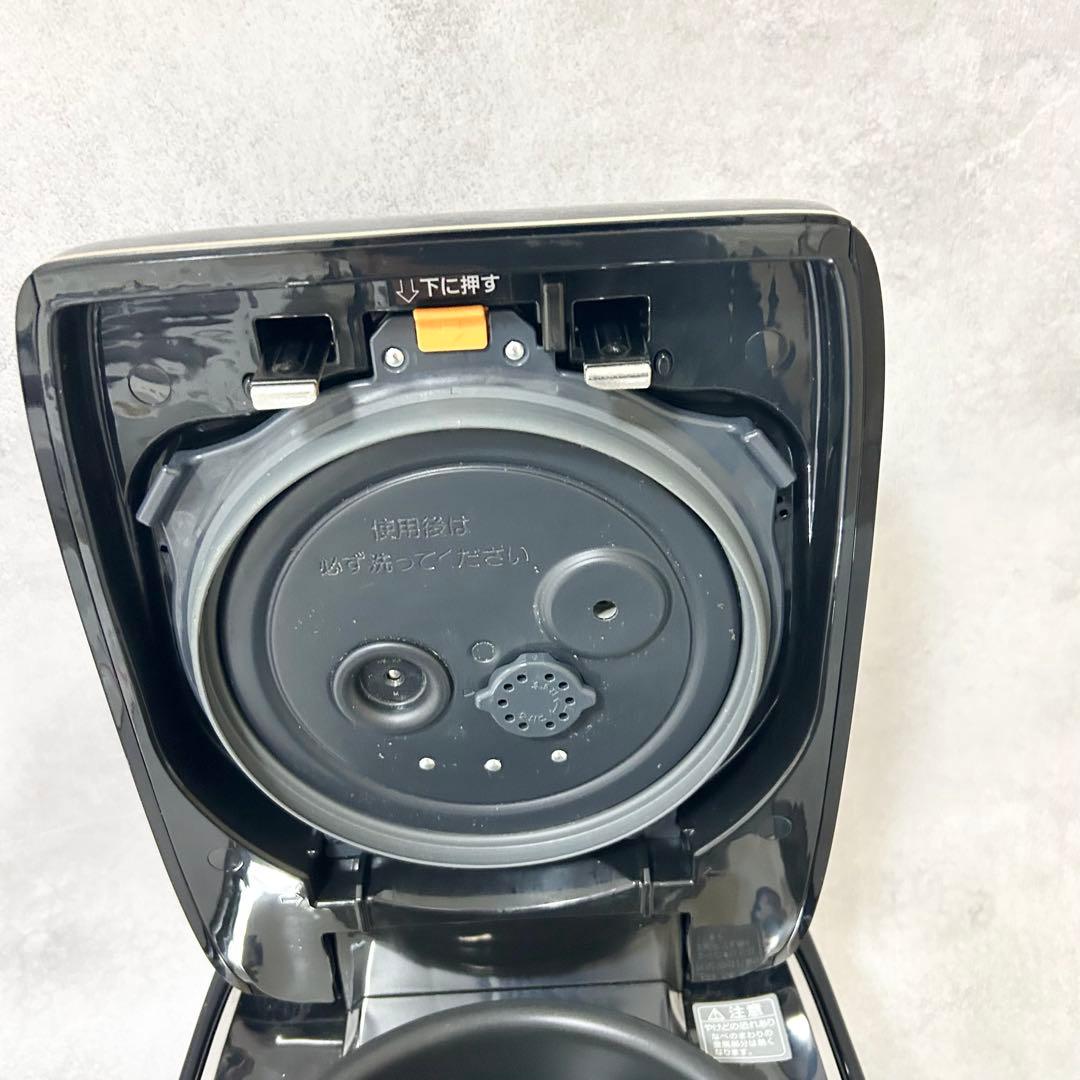 ⭐︎象印 炎舞炊き 圧力IH炊飯機　NW-LA10