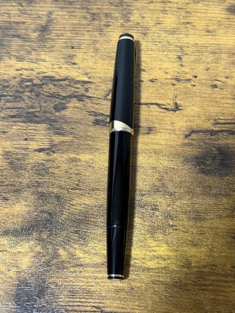 未使用に近い　1960年代　モンブラン　14 万年筆 18金　ゴールド　細字