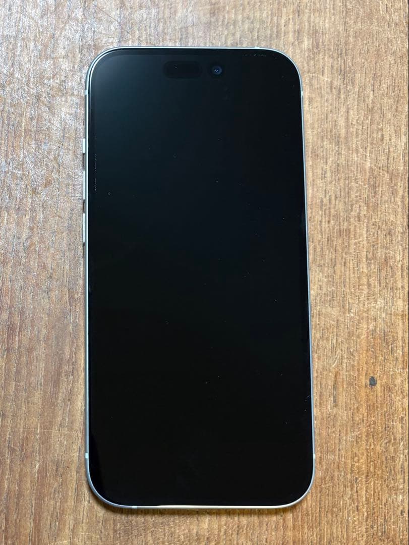 Apple iPhone 15 128GB ホワイト 本体　SIMフリー