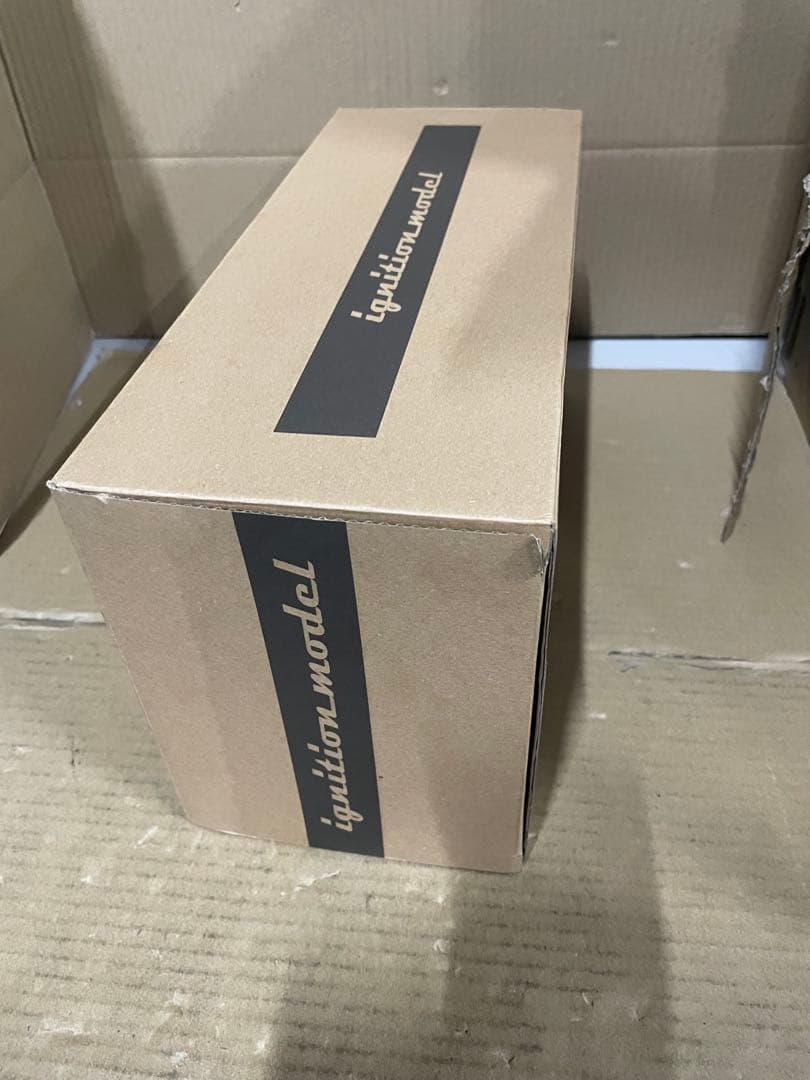 ミニカー ignition model 1/18 Light Blue llic