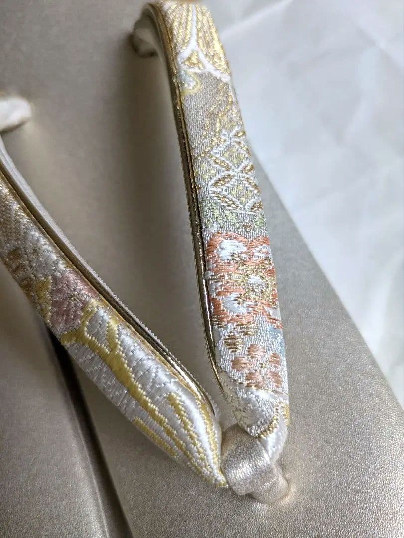 ★★いまさん★★　新品未開封　西陣織　正絹帯地　和装用バッグと草履セット