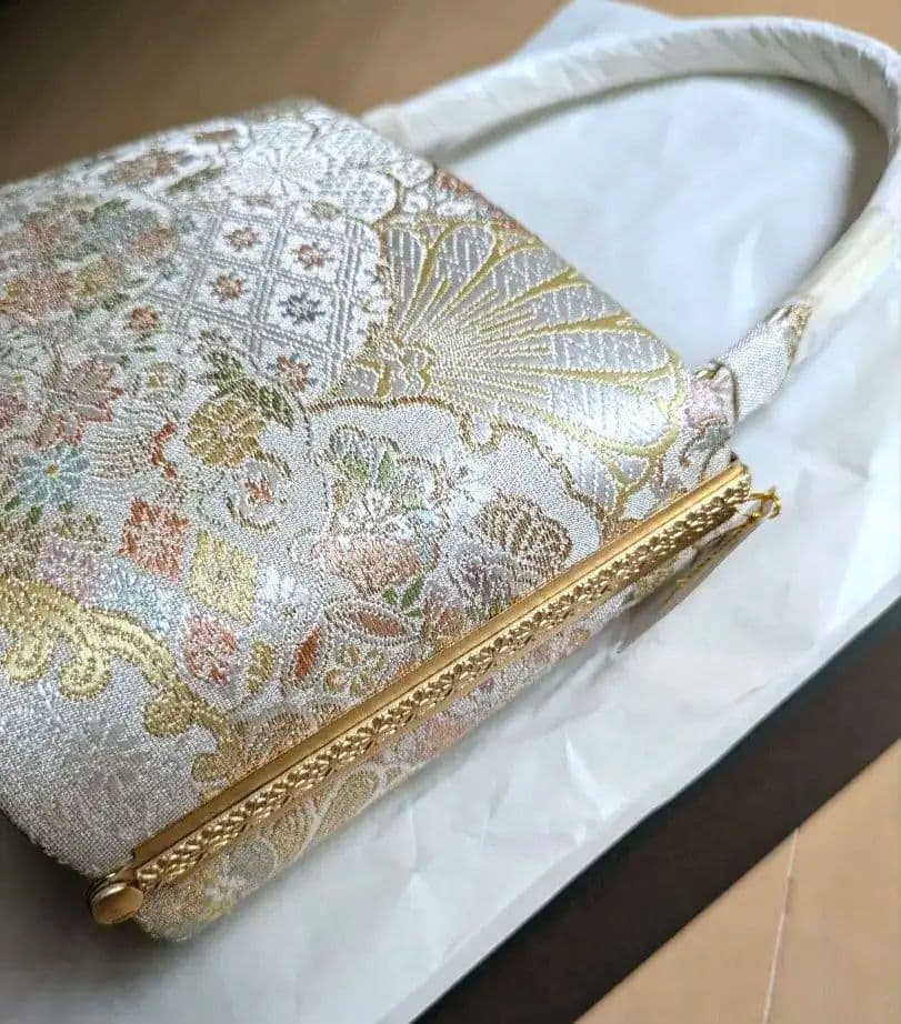 ★★いまさん★★　新品未開封　西陣織　正絹帯地　和装用バッグと草履セット