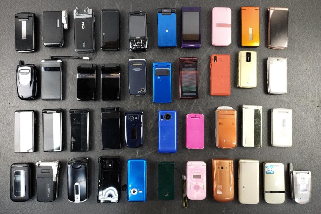ジャンク品 ガラケー 68台 約7kg セット まとめ