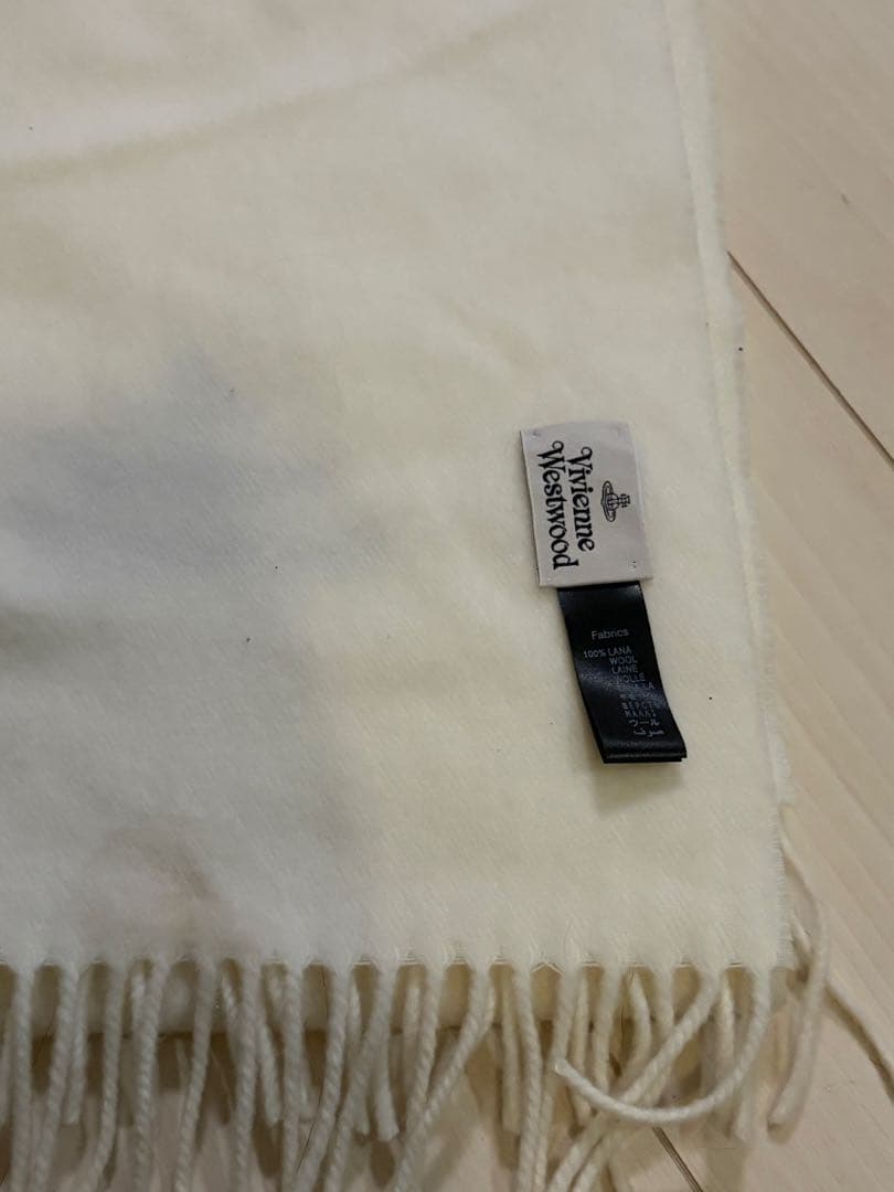 ヴィヴィアン　マフラー