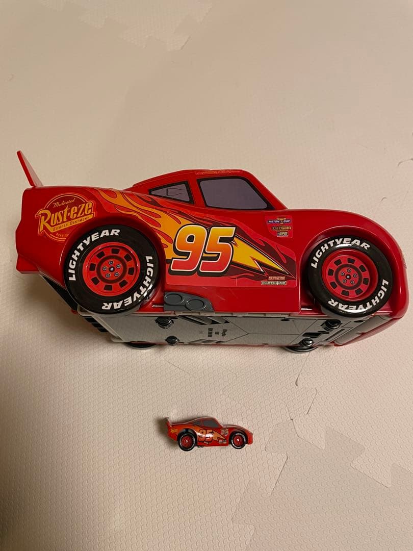 カーズトミカ(17+1台 トレーラー2台)まとめ売り　トルネードシューター付き