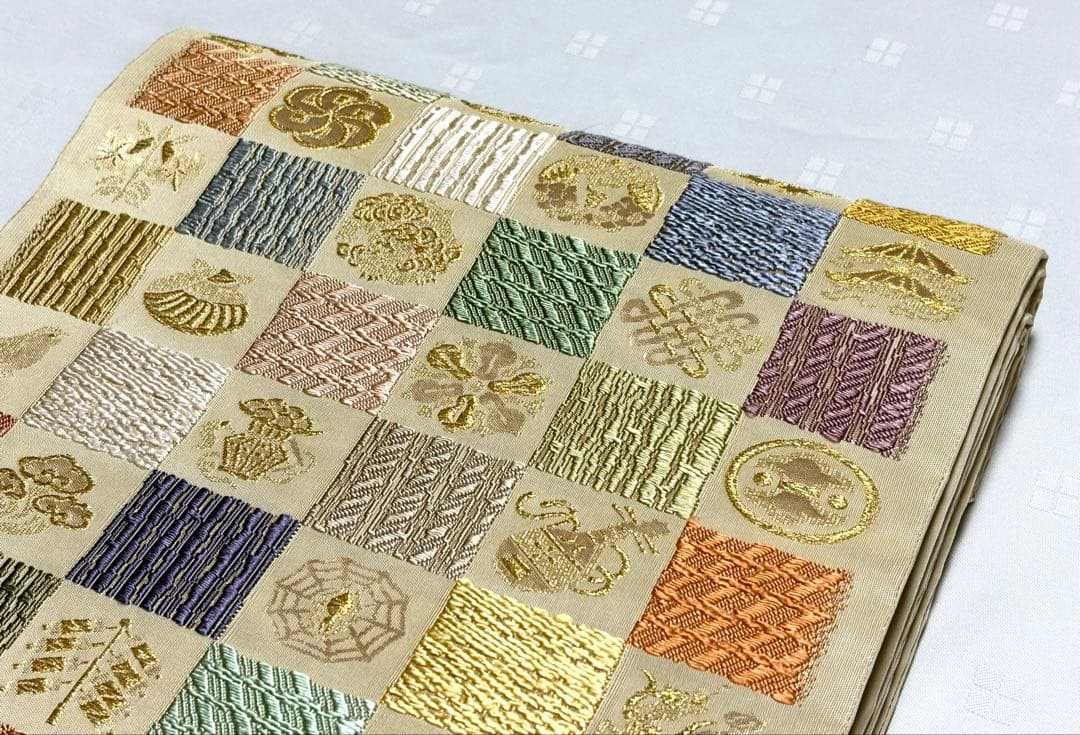 超美品　和服帯　西陣織　唐織.吉祥文様　袋帯(六通) 早い者勝ち