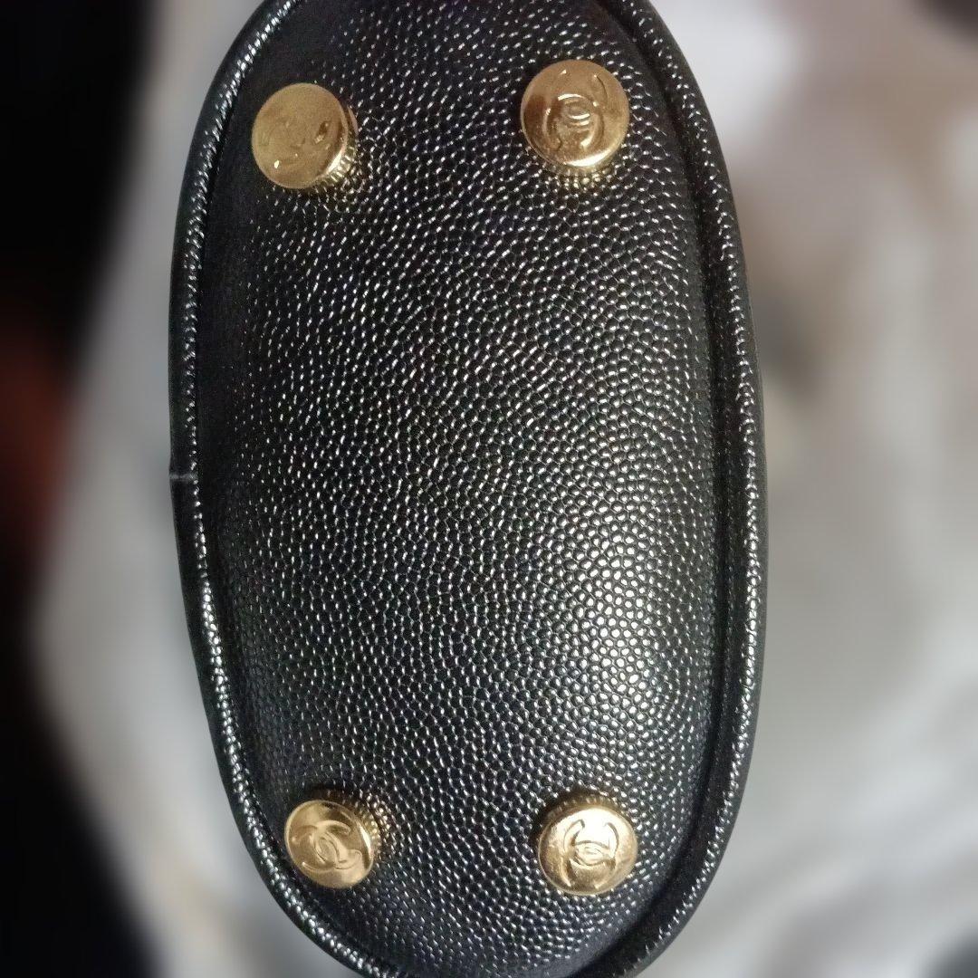 CHANEL ブラック キルティングバッグ