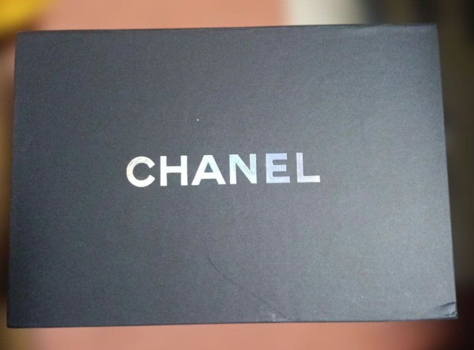 CHANEL ブラック キルティングバッグ