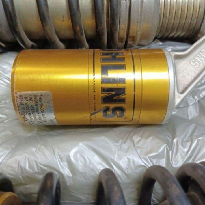 738　オーリンズ　ゼファー750 リアショック　KA2124