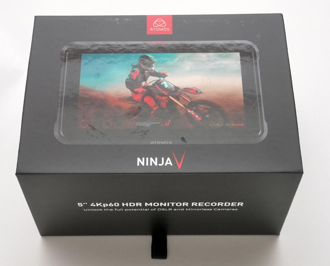 ATOMOS Ninja V 5インチ 2TB SSD付き4K HDRモニター