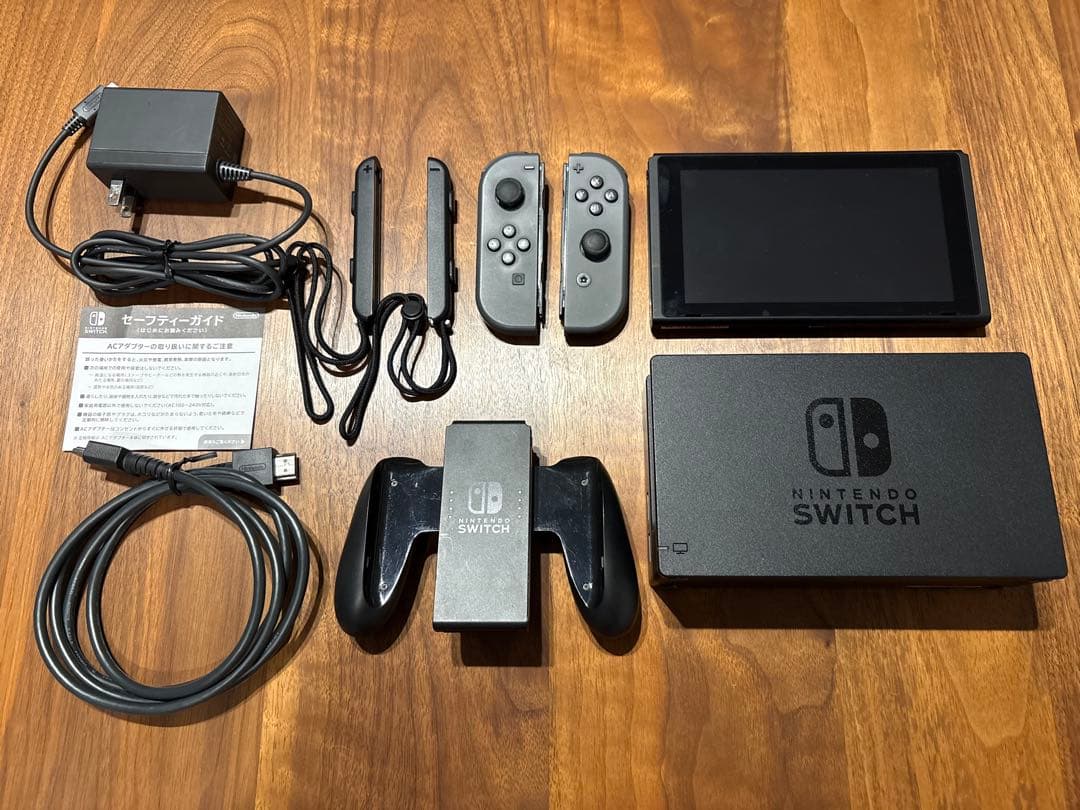 Nintendo Switch グレー 本体 Joy-Con付き