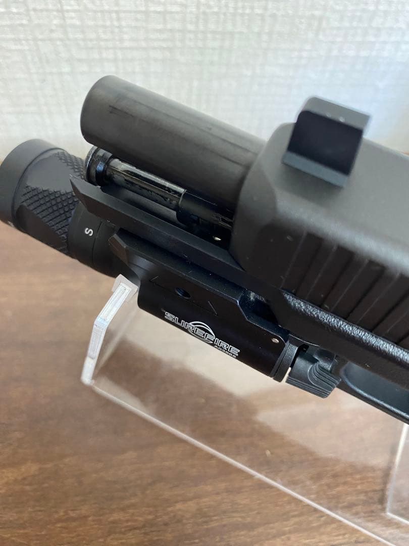 東京マルイ　GLOCK17 GEN5 MOS ドットサイト　ライト付　グロック