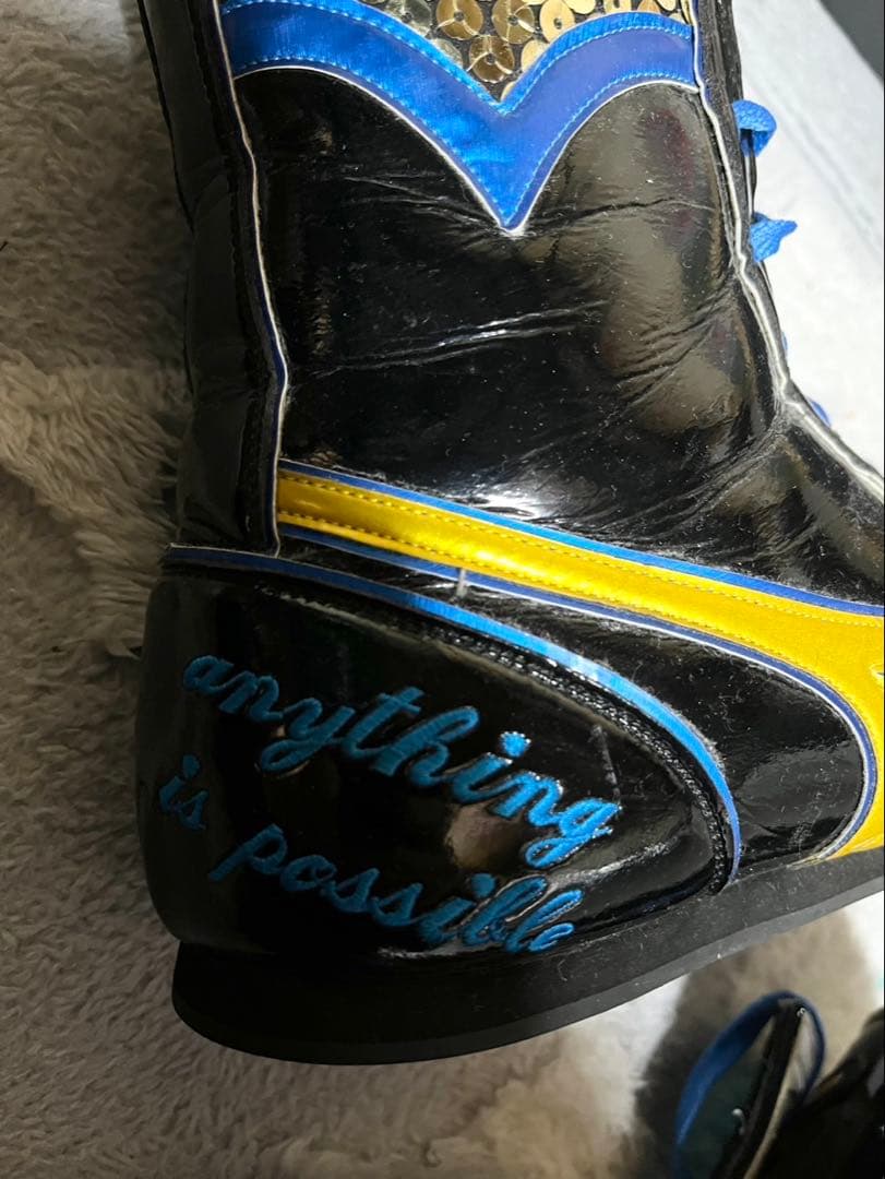 ボクシングシューズ 黒/青/黄 スパンコール