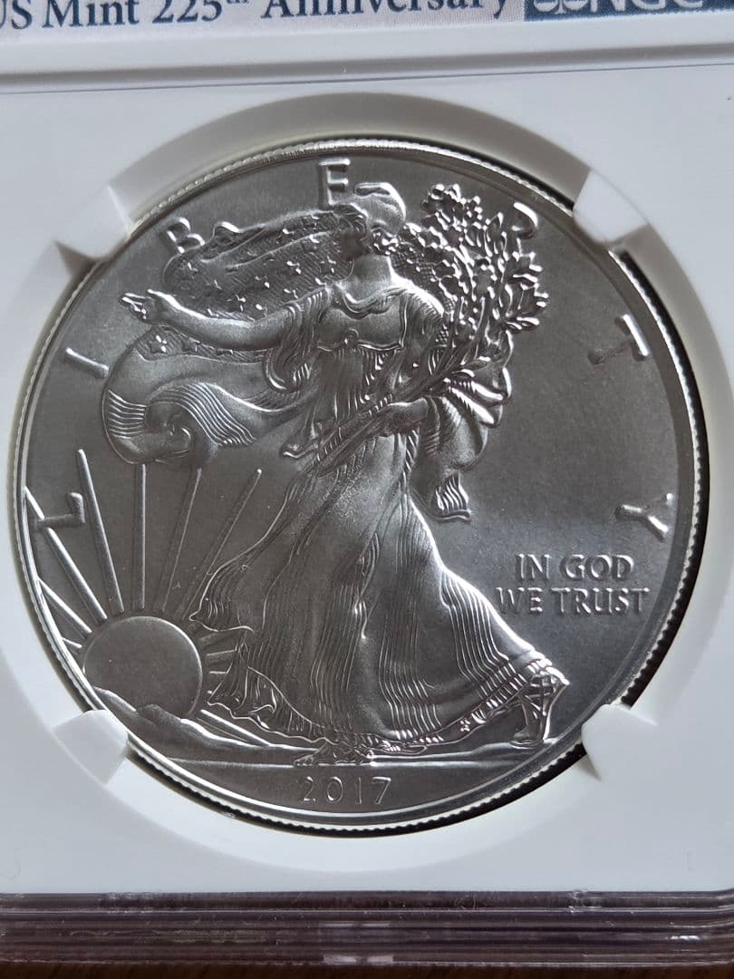 (初日及び記念ラベル)アメリカ合衆国　イーグル銀貨　2017