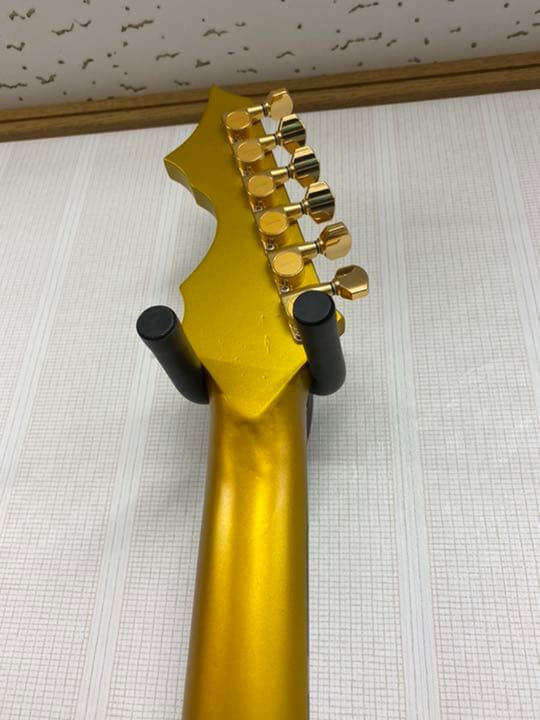 ボーカロイドギター　炉心溶解モデル？