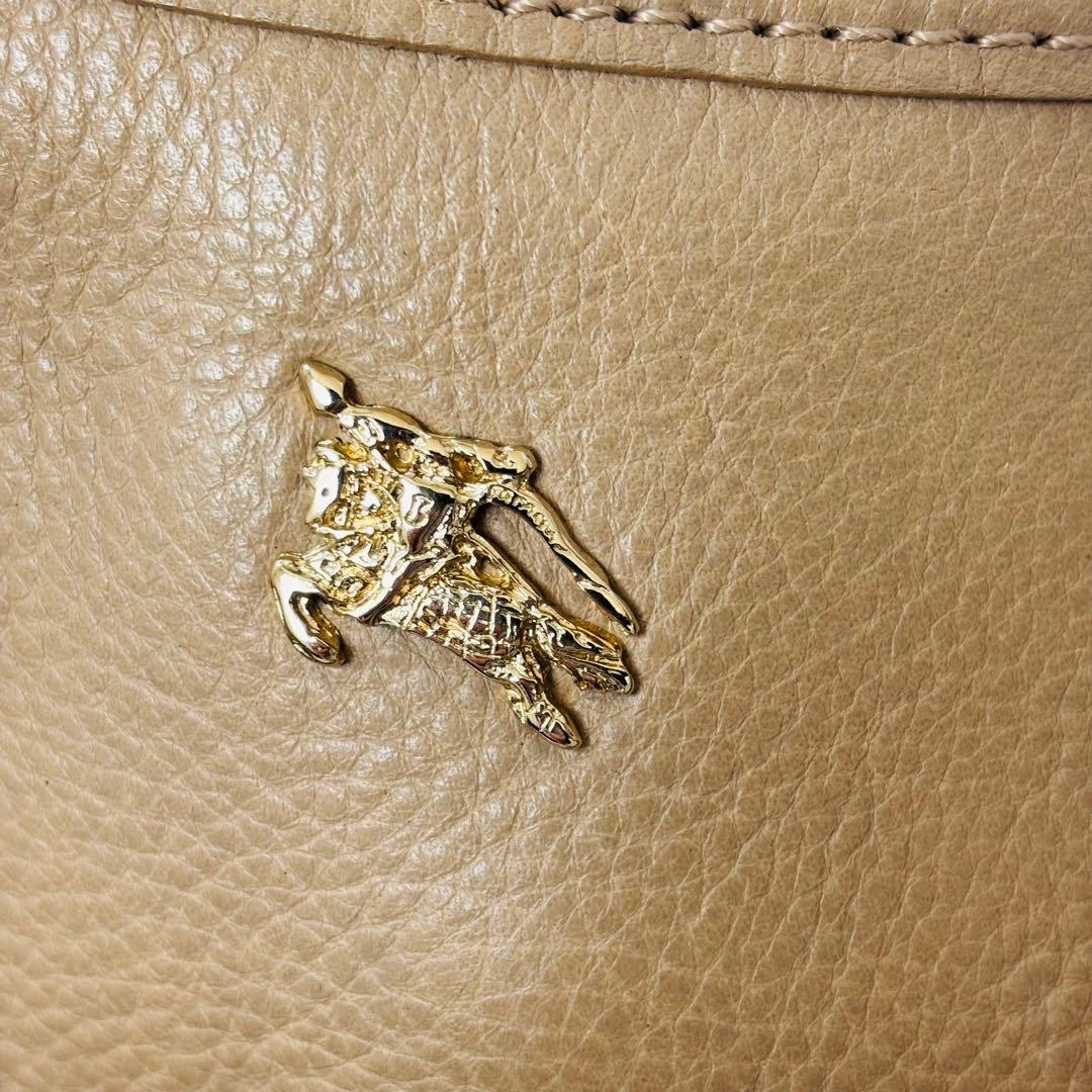 超美品 Burberry ショルダーバッグ キルティング ノヴァチェック