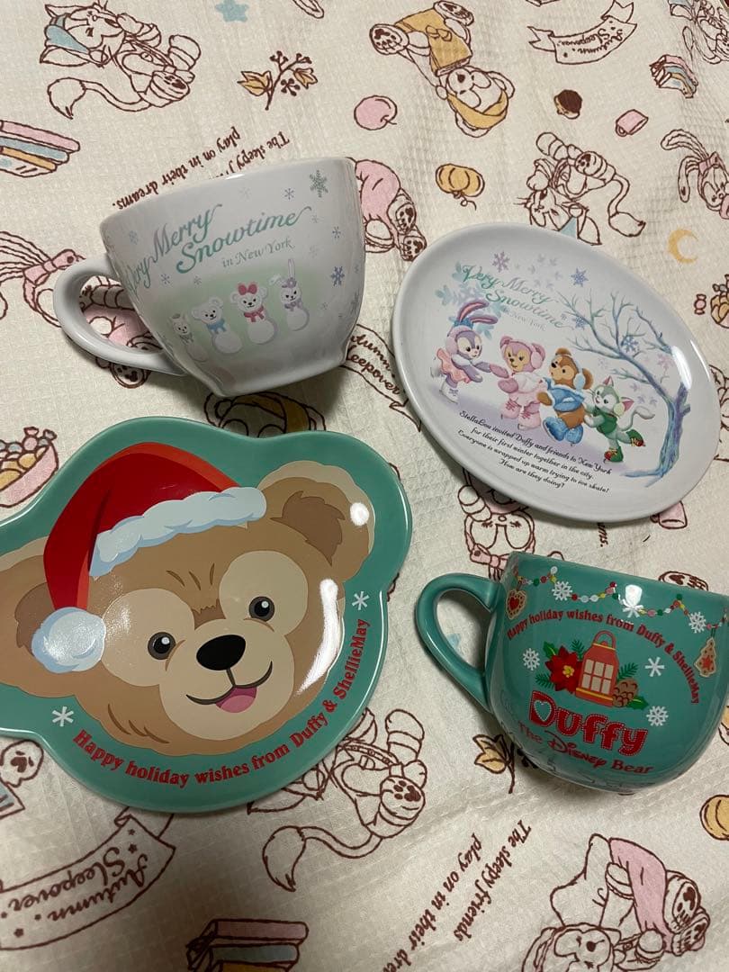 ダッフィー　スーベニア　プレート　コップ　セット
