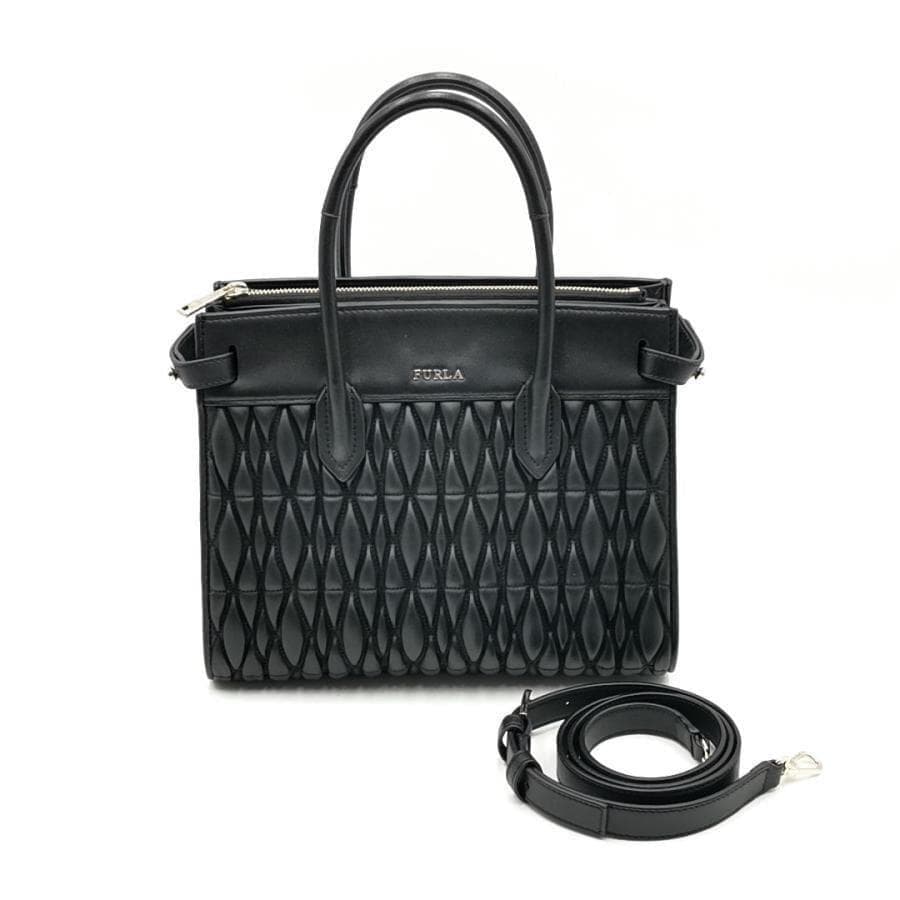 超美品 フルラ FURLA ショルダーバッグ ピンコメタ 10-25101902