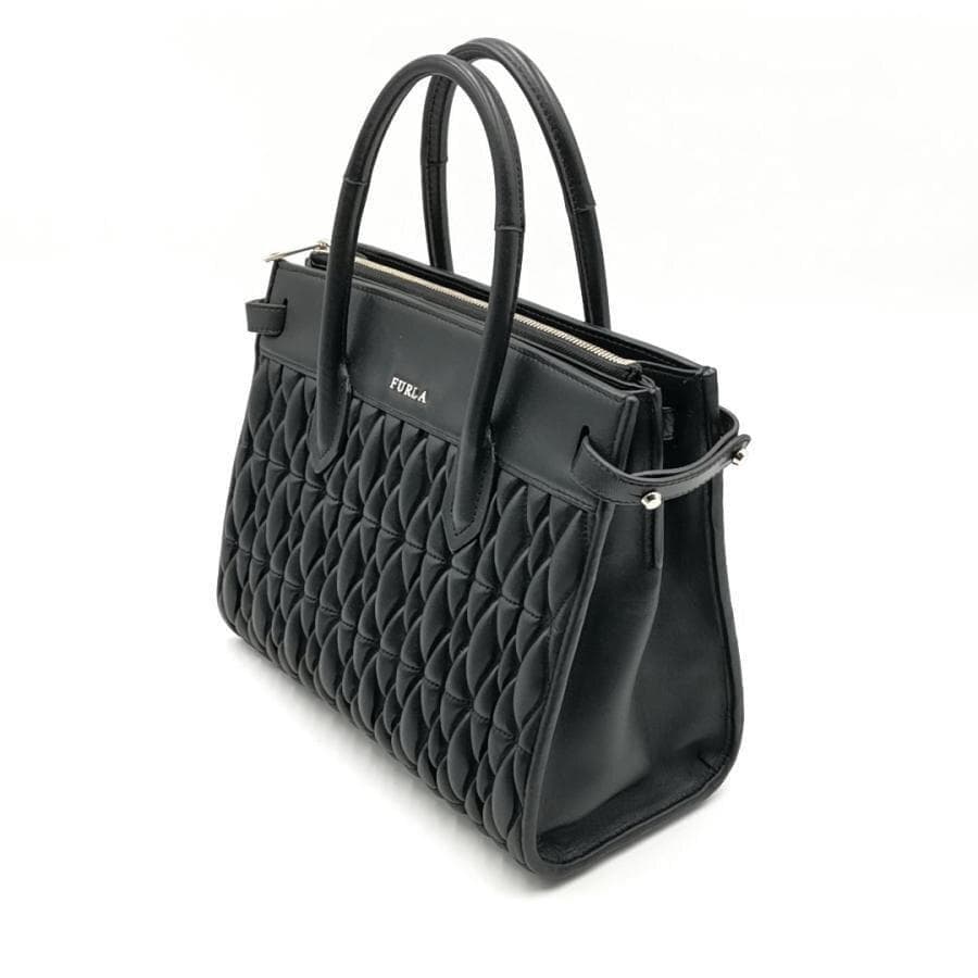 超美品 フルラ FURLA ショルダーバッグ ピンコメタ 10-25101902