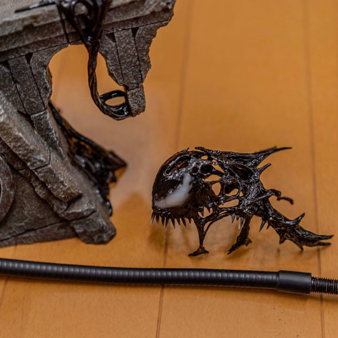 ホットトイズ スパイダーマン3 ブラックスーツ デラックス台座&ボーナスパーツ