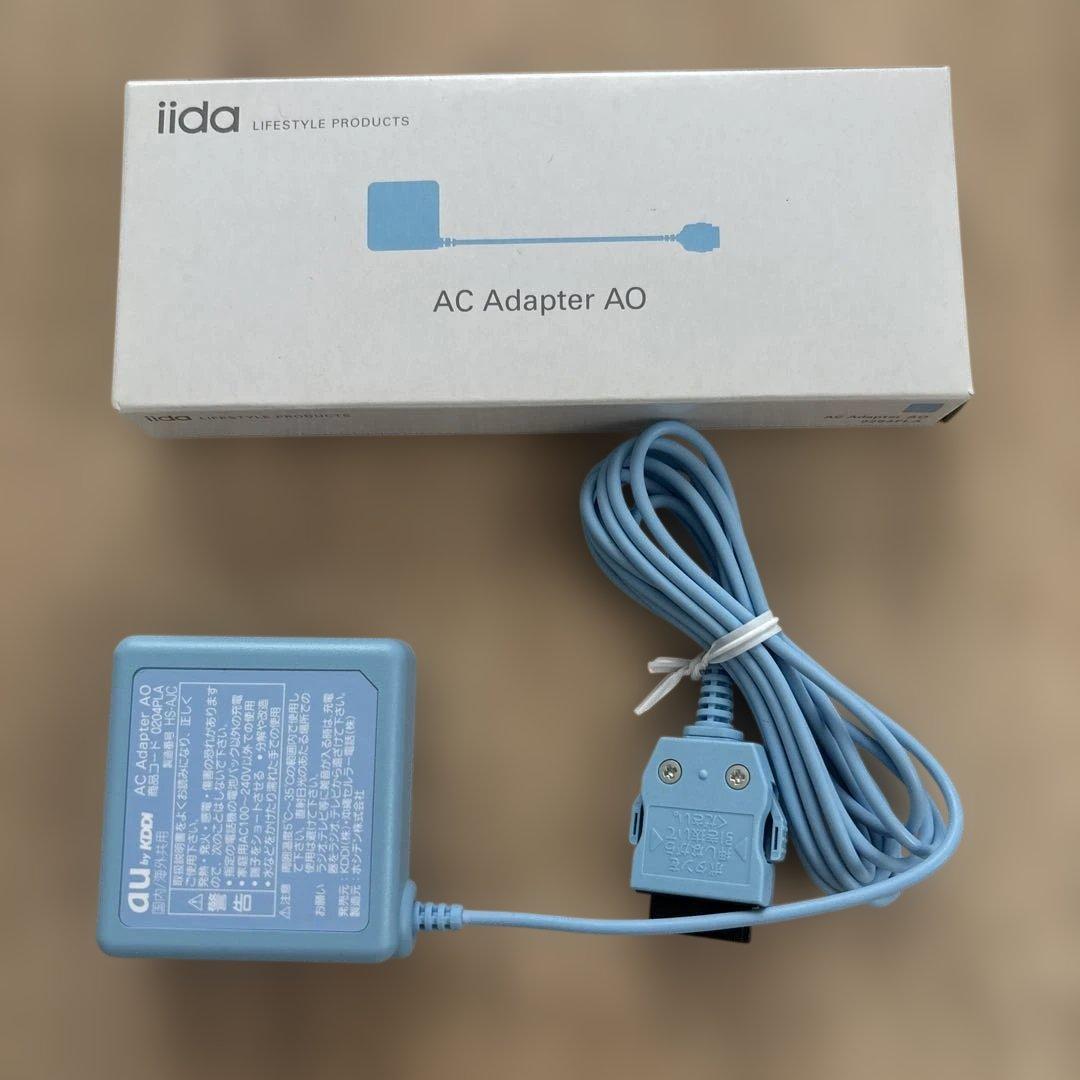 au ガラケーINFOBAR 2 ニシキゴイ　ACアダプタ付き