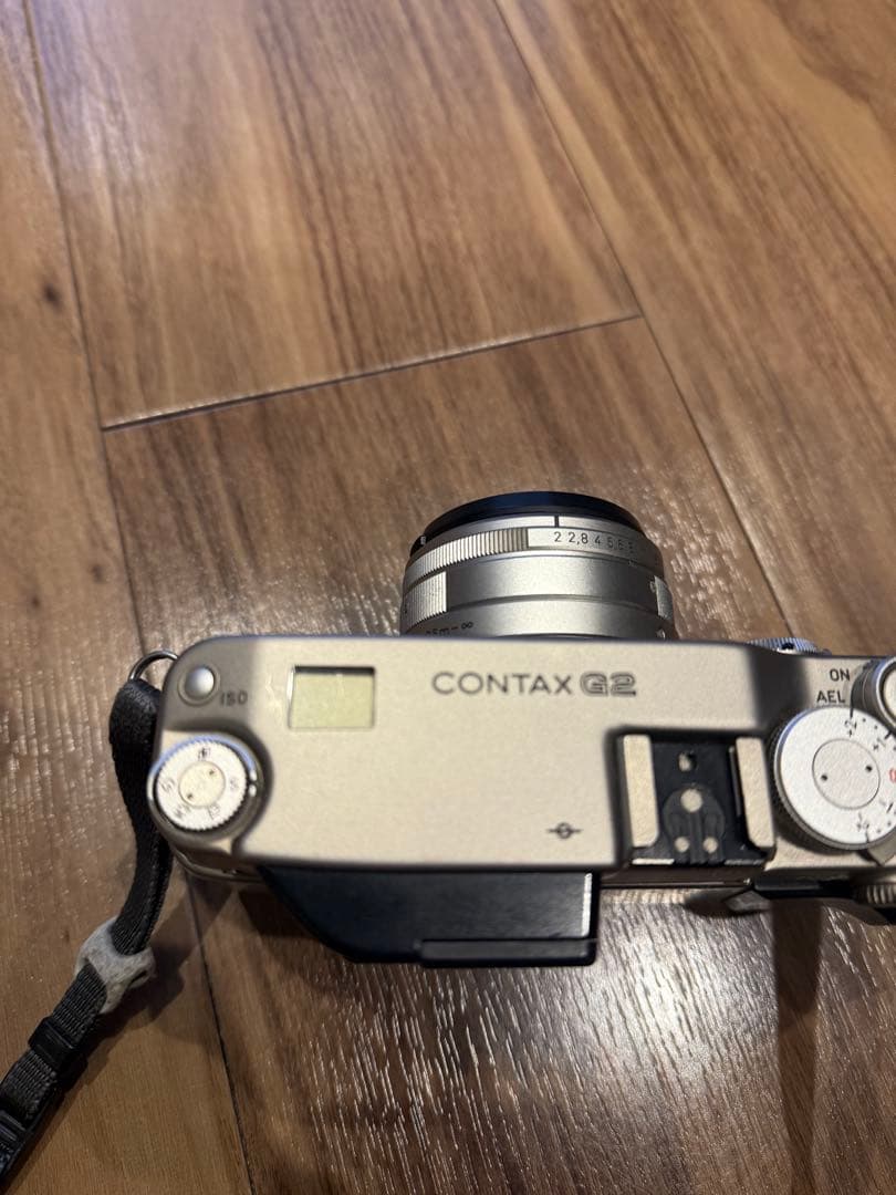 CONTAX G2本体、Carl Zeiss レンズ×3、ストロボ、各種ケース