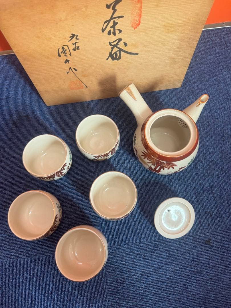 1767 九谷焼　茶器セット　急須1客　湯呑5客　未使用