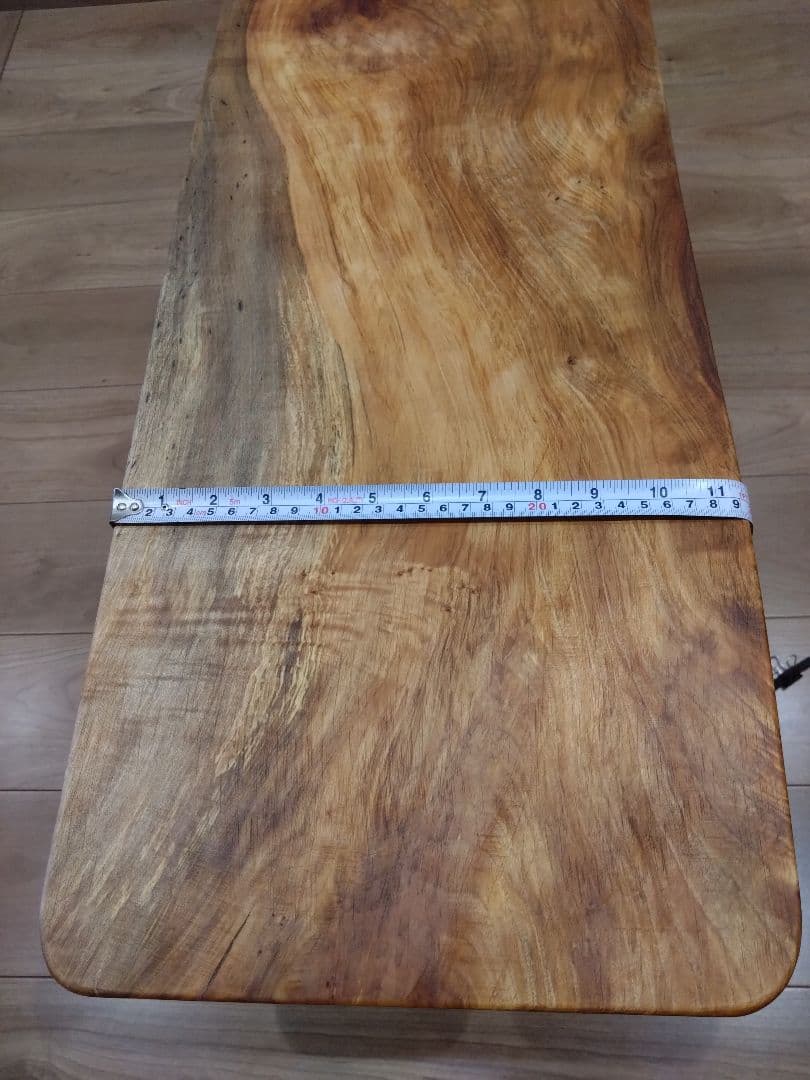 栃（とち）のベンチ80　ローテーブルにも❕栃の杢目が綺麗ですよ❕脚は桜の硬い枝