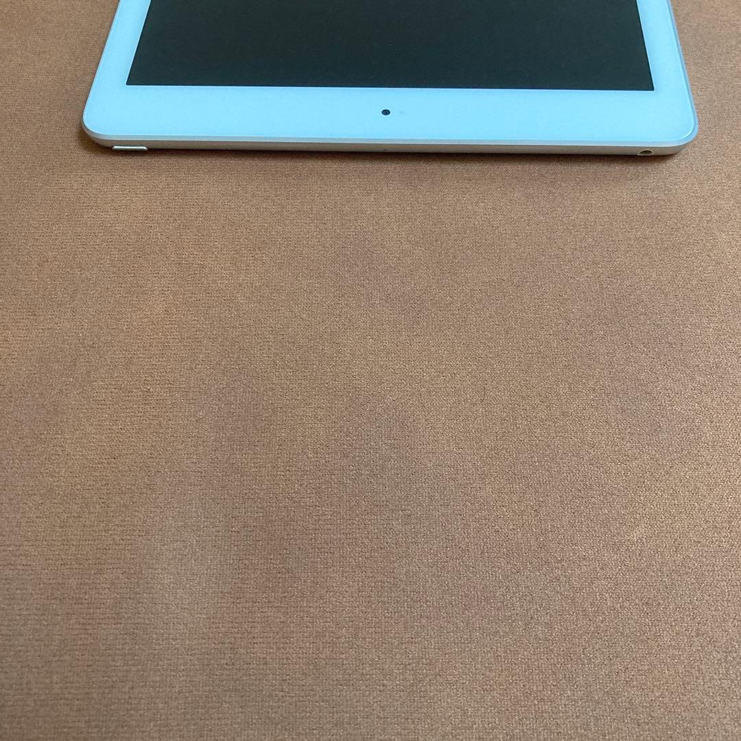 3889【早い者勝ち】iPad6 第6世代 32GB WIFIモデル☆