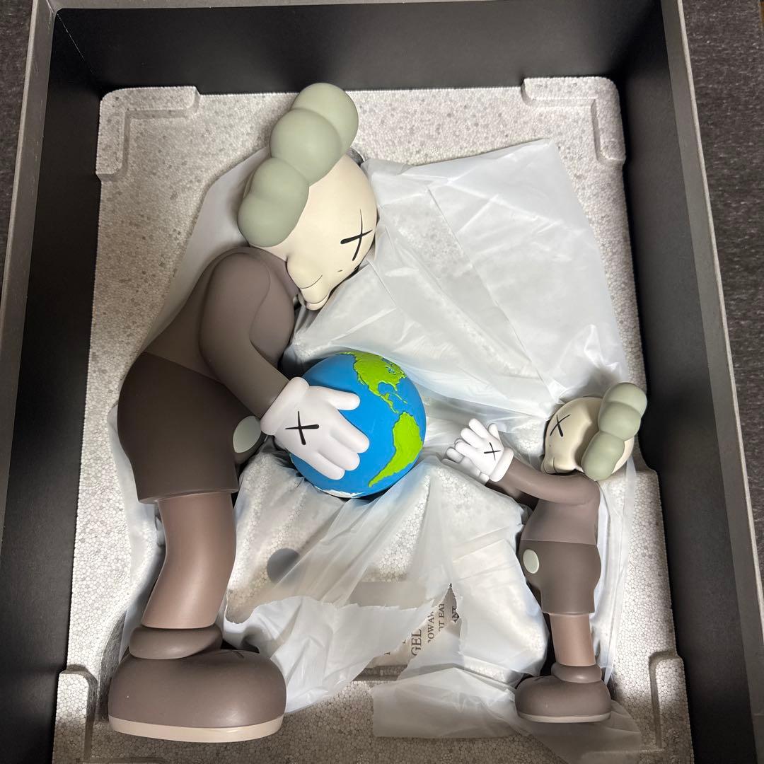 KAWS THE PROMISE フィギュアセット　オープンエディション
