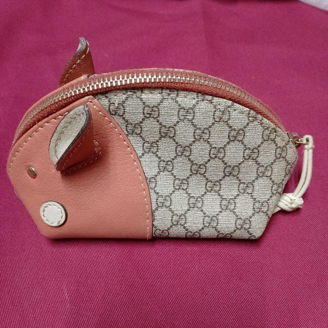 GUCCIブタさんポーチ