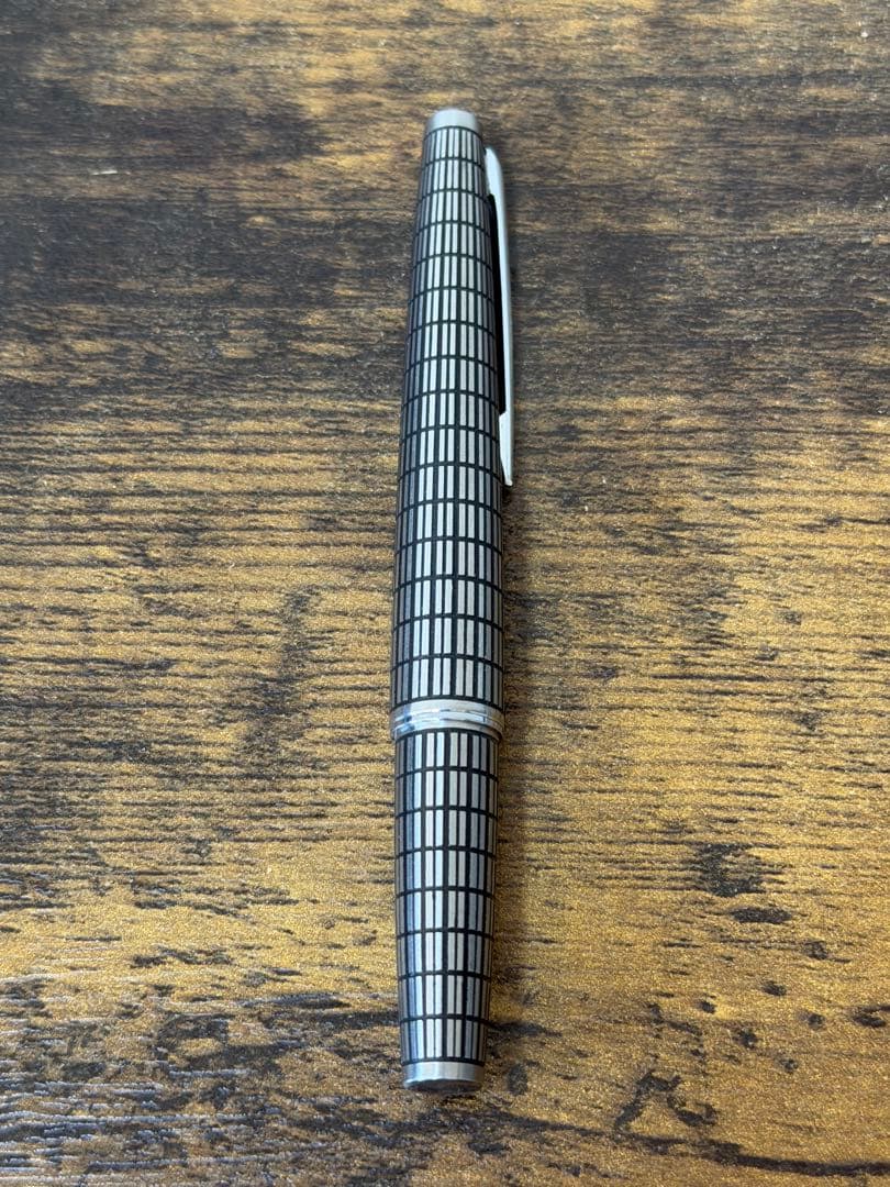 1979年製　18金　全蝕刻　格子　パイロット　エリート　万年筆　細字