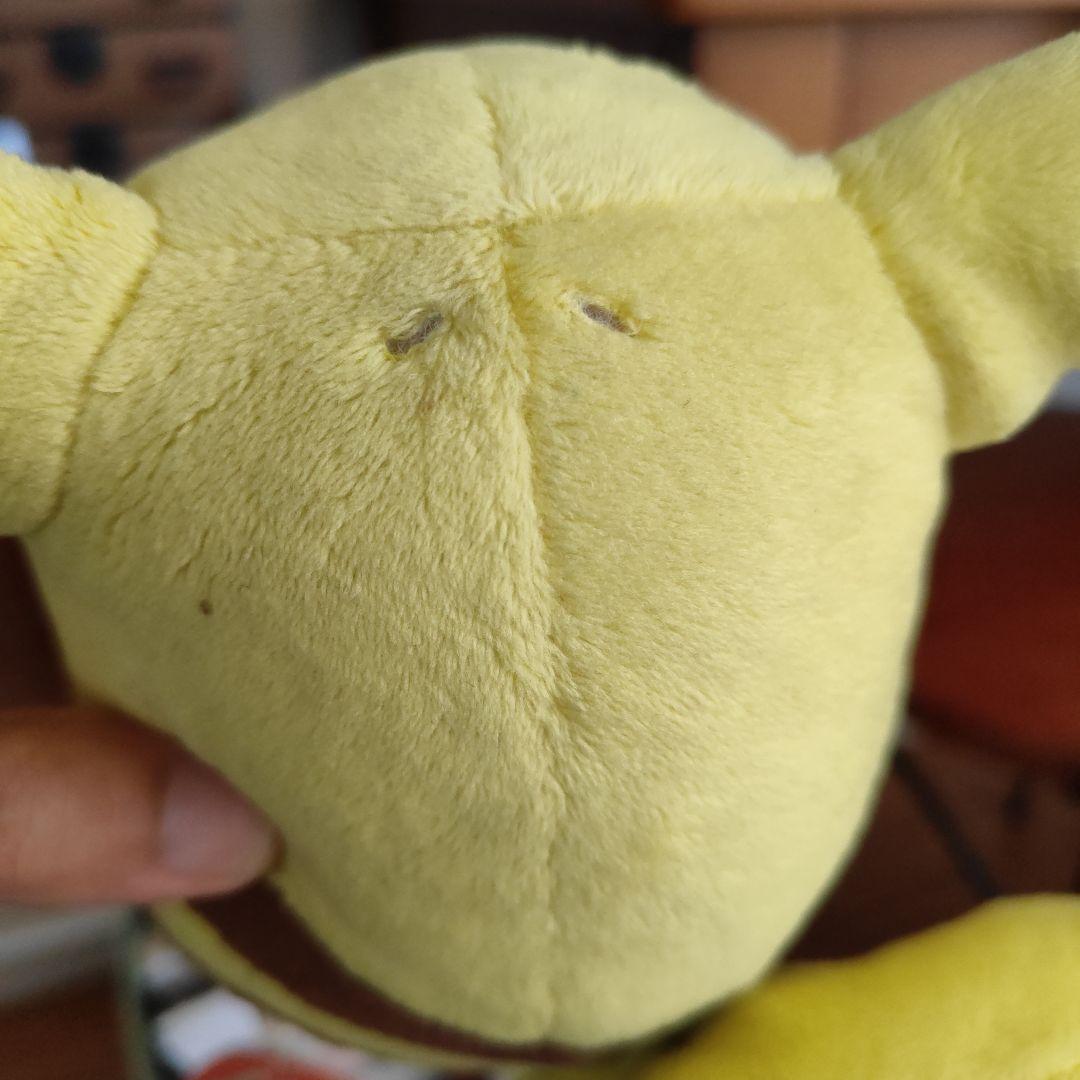 ピカチュウぬいぐるみ