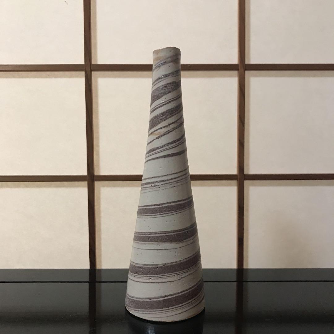 練上手　花入　十代大樋長左衛門　年朗銘　花瓶