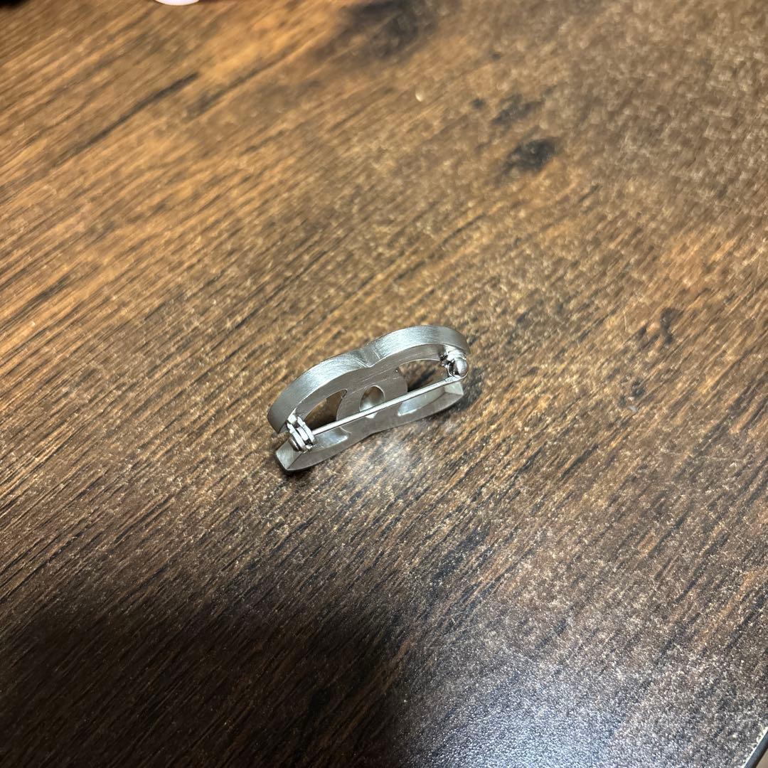 パ*ダ様 最終値下げ❗️【超美品】CHANEL ダブルCロゴブローチ クリスタル