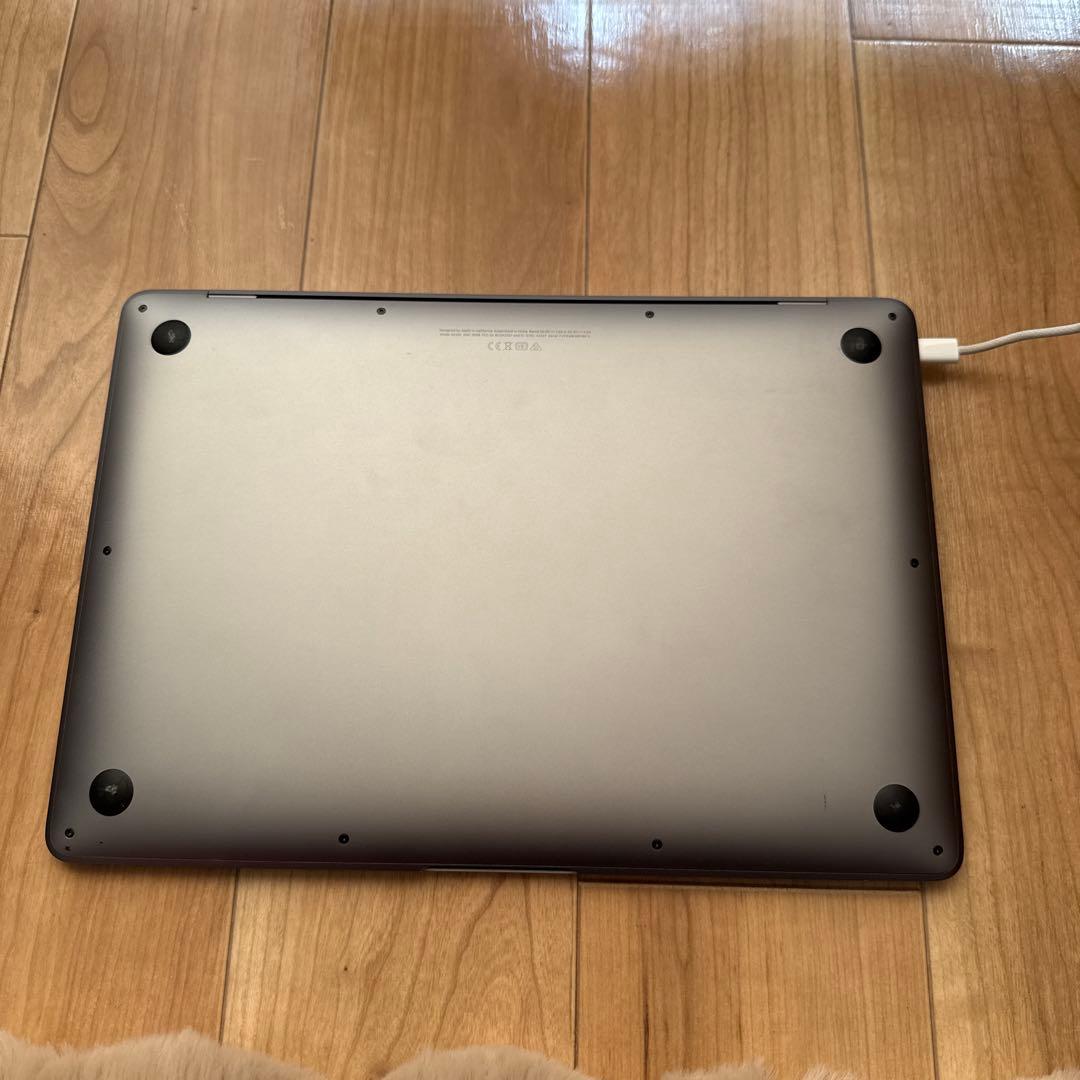 Apple MacBook Air M1 8GB 付属品なし