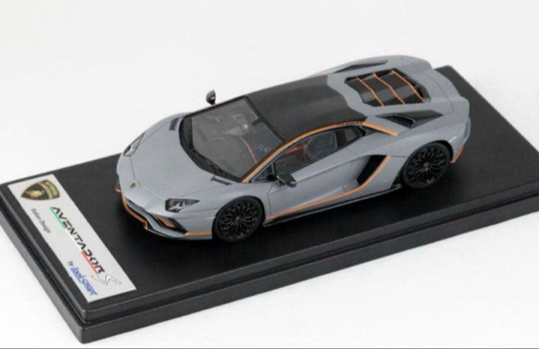 Lamborghini Aventador 1/43 ダイキャストモデル
