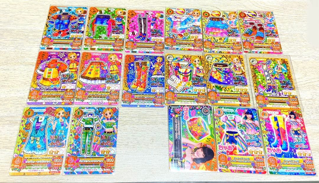 M*a様 アイカツ　新條ひなき　ヴィヴィッドキス　ストリートアートコーデPR等